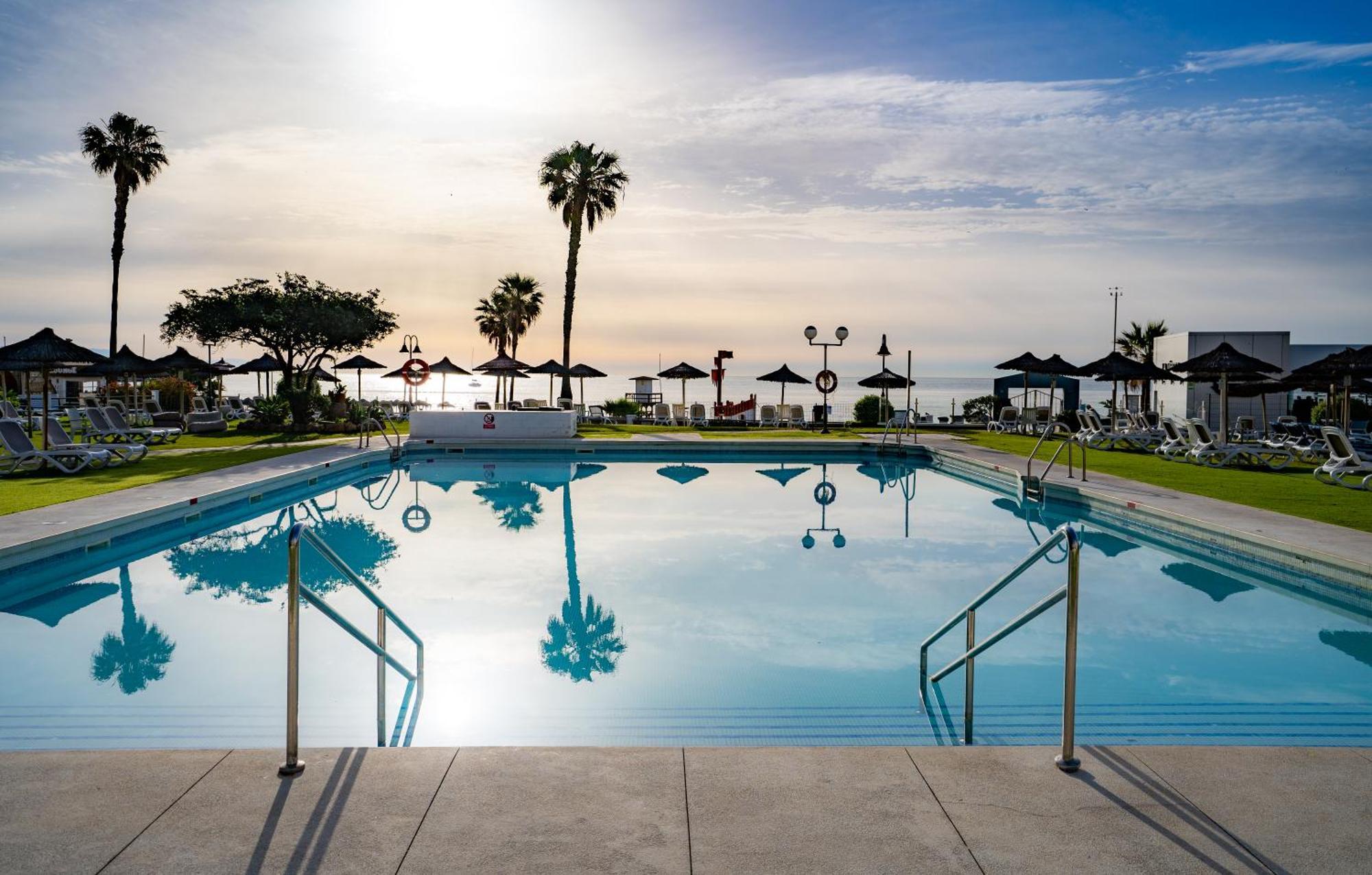 La Barracuda Hotel Torremolinos Exterior photo